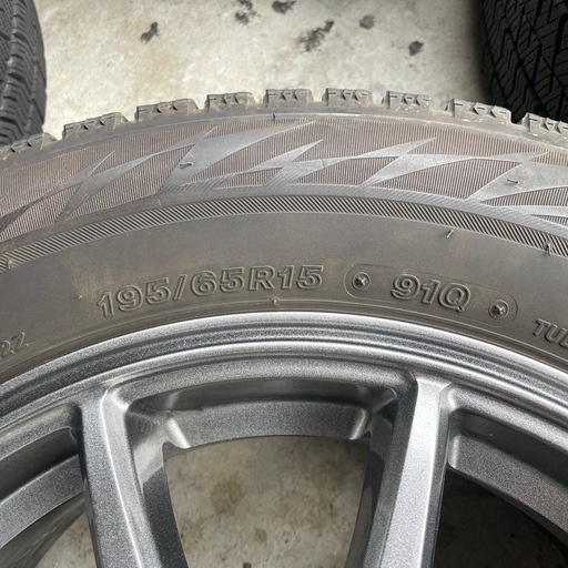 スタッドレスセット　195/65R15 まだまだ使えます