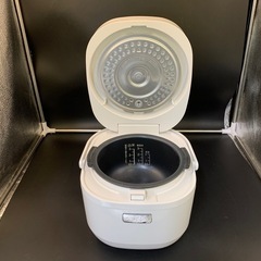 SHARP ジャー炊飯器 KS-CF05B-W 2023年製の画像