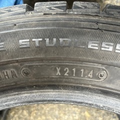 165/60R15 スタッドレスタイヤ 2本セット ダンロップ WINTERMAXX WM01 2014年日本製 バリ山 バリ溝 の画像