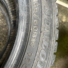 165/60R15 スタッドレスタイヤ 2本セット ダンロップ WINTERMAXX WM01 2014年日本製 バリ山 バリ溝 の画像