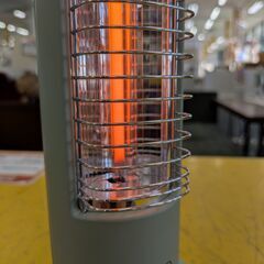 【コンパクトで0.2秒で発熱する！】遠赤グラファイトヒーター 日本エー・アイ・シー(AIC JAPAN) Aladdin アラジン AEH-G408N(G) 暖房 2024年製 タワー型：グリーンの画像