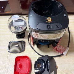 ネスカフェ ゴールドブレンド バリスタ シンプル レッド SPM9636の画像