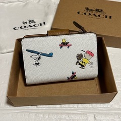 coach 二つ折り財布　新品未使用の画像