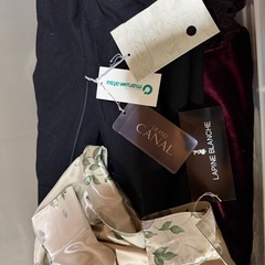 衣類12箱まとめて　古着の画像