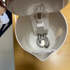 電気ポットの画像