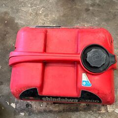 外観が良くないのでお安くどうぞ 現物確認歓迎　初期不良対応可能 整備済　750W 発電機 新ダイワ EG900　 50Hzの画像