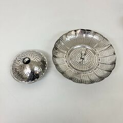 stp-3659　20cm両手鍋＆ステンレス折りたたみ蒸し器　2個セット　IH・ガスコンロ・シーズヒーター・ハロゲンヒーター・エンクロヒーター・ラジエントヒーター対応　YUKIKO HANAI　蓋付き　フタ　調理器具　キッチン　蒸し料理　ザル　万能蒸し器の画像