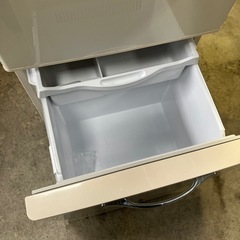 日立3ドア冷凍冷蔵庫の画像