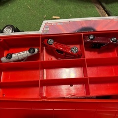 トミカ11個セット売り。トレーラーおまけ。の画像