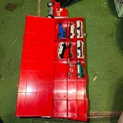 トミカ11個セット売り。トレーラーおまけ。の画像