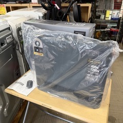 ①【展示未使用品‼️】クワッズ 省エネ大風量スリムパネルセラミックヒーター 電気ファンヒーター  ワイドエナヒート 暖房器具 リモコン付き グレー♪の画像