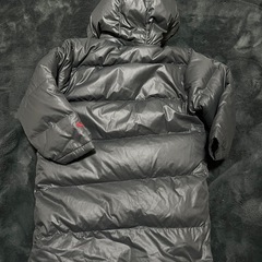 ベンチコート　プーマ　130センチの画像