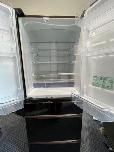 冷蔵庫三菱　572L 2020年
