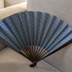 ★リバーシブルの扇子(ケース付き)★の画像