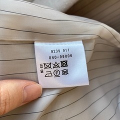 フード付きの アウター （Mサイズ）の画像