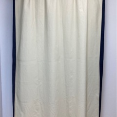 ニトリ　遮光カーテン2枚セットの画像