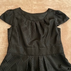 サテンワンピース ブラック 11号の画像