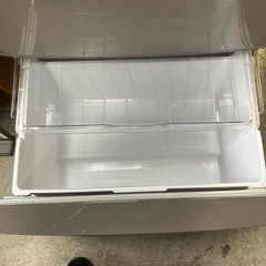 日立5ドア冷蔵庫の画像