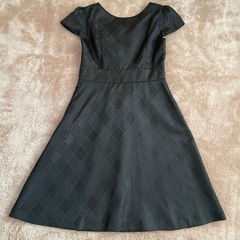 サテンワンピース ブラック 11号の画像