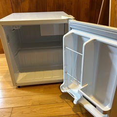 冷蔵庫　小型　　小型冷蔵庫の画像