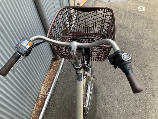 755  パナソニック最新機種電動アシスト自転車vivi26インチシルバーアルミボディー