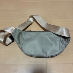 ボディバッグの画像