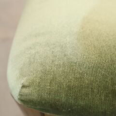 静岡の家具メーカー”パリの雑貨屋”より F-34 ダイニングチェアです。ヨーロピアンクラシックながらも愛らしいディティールがお部屋を特別な雰囲気に🎵の画像