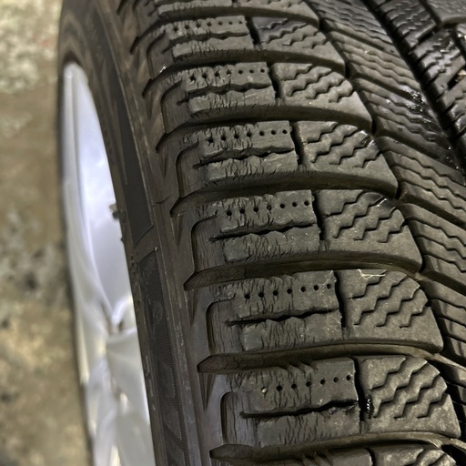 【値引き】メルセデス・ベンツ C180 225/45R17 スタッドレスタイヤ＋アルミホイール 4本