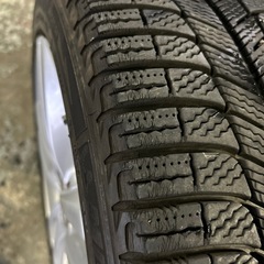 メルセデス・ベンツ C180 225/45R17 スタッドレスタイヤ＋アルミホイール 4本の画像