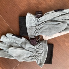 新品グローブ　薄手の画像