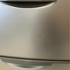 AQUA 自動製氷機付き冷凍冷蔵庫 272Lの画像