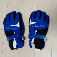 IGNIOスノーウエア120cm上下&FABLICEスノーグローブ120cm の画像