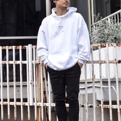 ビッグシルエット プリント プルオーバーパーカー Starting Overの画像