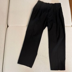 【WYM LIDNM】2TUCK WIDE テーパードワイドパンツの画像