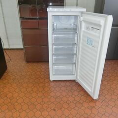 ID 712874　冷凍庫アクア　134L　２０２１年製　AQF-GS13Jの画像