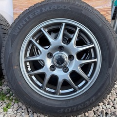 スタッドレスタイヤセット195/65R15の画像