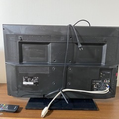 シャープAQUS液晶テレビ32型の画像