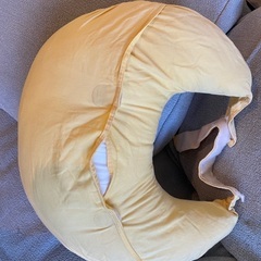 授乳クッション　イエロー　青葉　ベビハグの画像