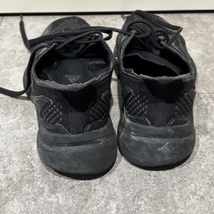 adidas スニーカー　22cmの画像