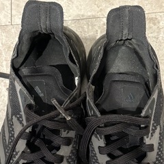 adidas スニーカー　22cmの画像