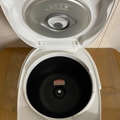 ☆【美品】IHジャー炊飯器　タイガー　5.5合炊き　JPW-Y100  2024年製の画像
