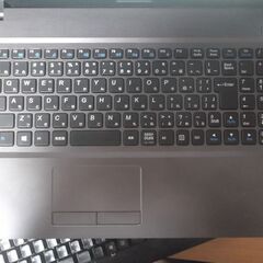 第107号　美品　イイヤマのノートパソコン　Windows11　25H2　　　SSD120　の画像