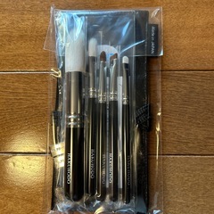 熊野筆メイクブラシ5本セット&ポーチの画像