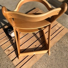 【12/17〜21商談中】 チャイルドチェアの画像