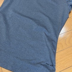 【美品】ほぼ着用してないNIKETシャツの画像