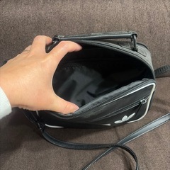 ✨️adidasのショルダーバッグ✨️
の画像