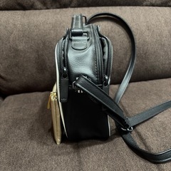 ✨️adidasのショルダーバッグ✨️
の画像