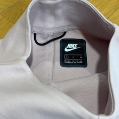 【美品】ほぼ着用していないNIKEウェアの画像