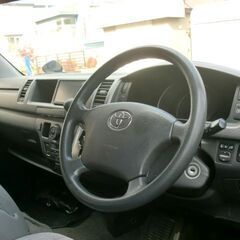 ❑全国自社ローン対応❑       ●平成17年10月登録トヨタハイエースワゴン グランドキャビン 4WD の画像