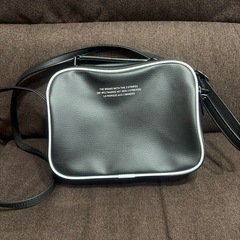 ✨️adidasのショルダーバッグ✨️
の画像